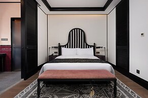 Blossom Manoir Lujiazui