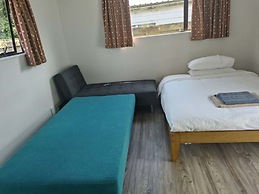 1 double and 1 sofa bed Garden Chalet