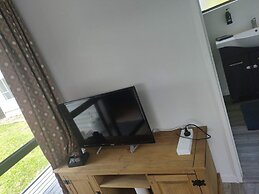 1 double and 1 sofa bed Garden Chalet