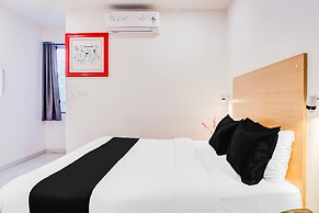 Elegant Urban Stays at Hadapsar Pune