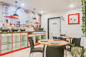 Elegant Urban Stays at Hadapsar Pune