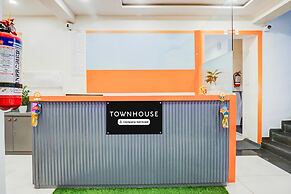 Elegant Urban Stays at Hadapsar Pune