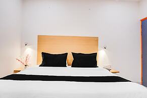 Elegant Urban Stays at Hadapsar Pune