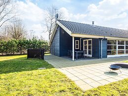 6 Person Holiday Home in Ansager