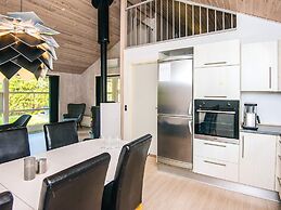 6 Person Holiday Home in Ansager
