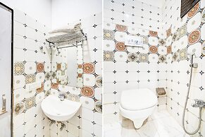 Cozy Stays Near Vishwanath Temple