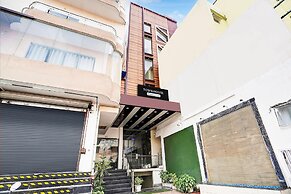 Cozy Stays Near Vishwanath Temple