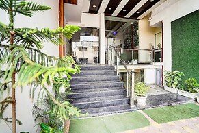 Cozy Stays Near Vishwanath Temple