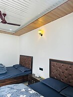 Mandakini Valley Resort