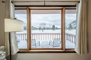 Glacier Vista Golf Getaway