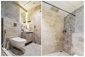 Deluxe Double Stays Near Paridh Crossing