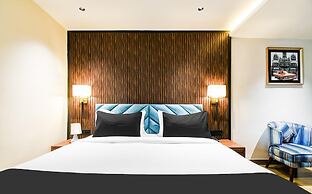 Deluxe Double Stays Near Paridh Crossing