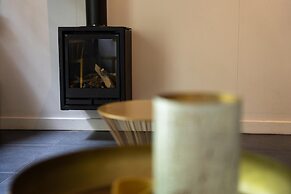 Romantic Loft w/ Garden Terrace