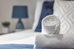 Chic and Comfy 4 Bedroom Stay Baylis