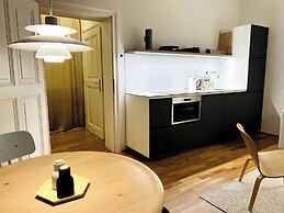 Chic Apartment Right by the Museum Quarter