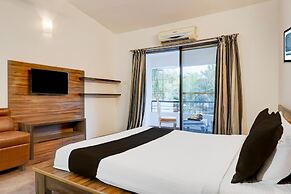 Luxury Stays at Khandala With Hill View