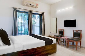 Luxury Stays at Khandala With Hill View