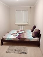 Peaceful Chișinău Retreat With Central Heating & Private Entrance