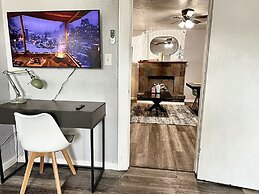Clean Cozy 1-bedroom Near Plaza District 32C