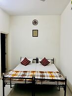 Hostel ivory