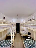 Hostel ivory