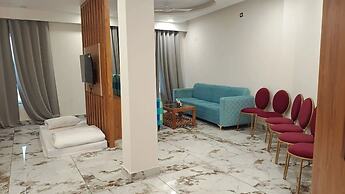 Tej Hotel & Restaurant
