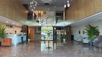 Tej Hotel & Restaurant