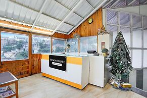 Blissful Mountain View Near Mall Road