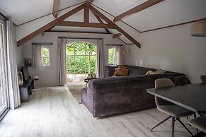 Forest Farmhouse w/ Private Garden