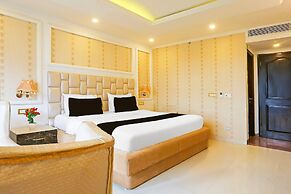 Stylish Room With Mesmerizing View Dharamshala