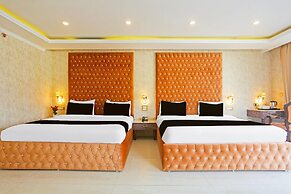Stylish Room With Mesmerizing View Dharamshala