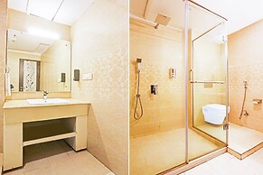 Stylish Room With Mesmerizing View Dharamshala