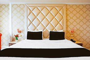 Stylish Room With Mesmerizing View Dharamshala