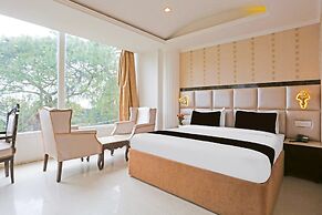 Stylish Room With Mesmerizing View Dharamshala