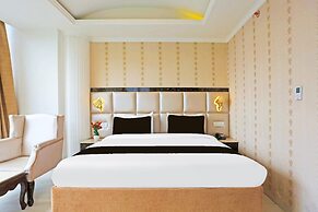 Stylish Room With Mesmerizing View Dharamshala