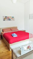 Room-large Double Room in Central Downto