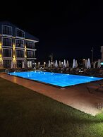 GRAPE HOTEL