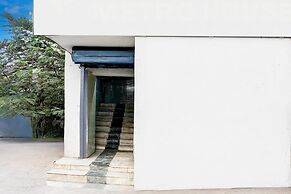 Super Hotel O BKC Santacruz East