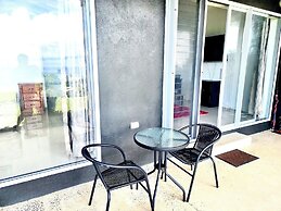 Nikao Hillside Suite
