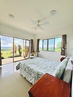 Nikao Hillside Suite