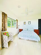 Nikao Hillside Suite