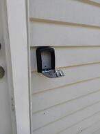 Small 2 bedroom flat 7a Rangiatea Road