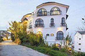 Adalia Villa & Hotel Da Lat