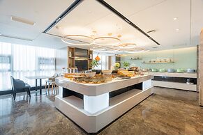 World Hote tengzhou Municipal Government