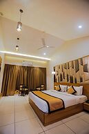 Hotel Mukut Mani Govardhan