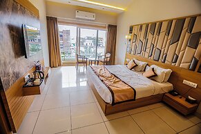 Hotel Mukut Mani Govardhan