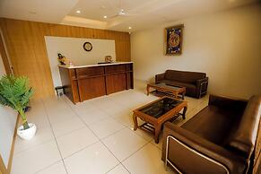 Hotel Mukut Mani Govardhan