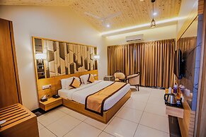 Hotel Mukut Mani Govardhan