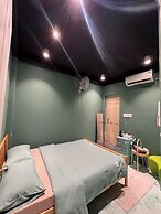 MEOW HOTEL & CAFÉ 2