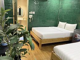 MEOW HOTEL & CAFÉ 2